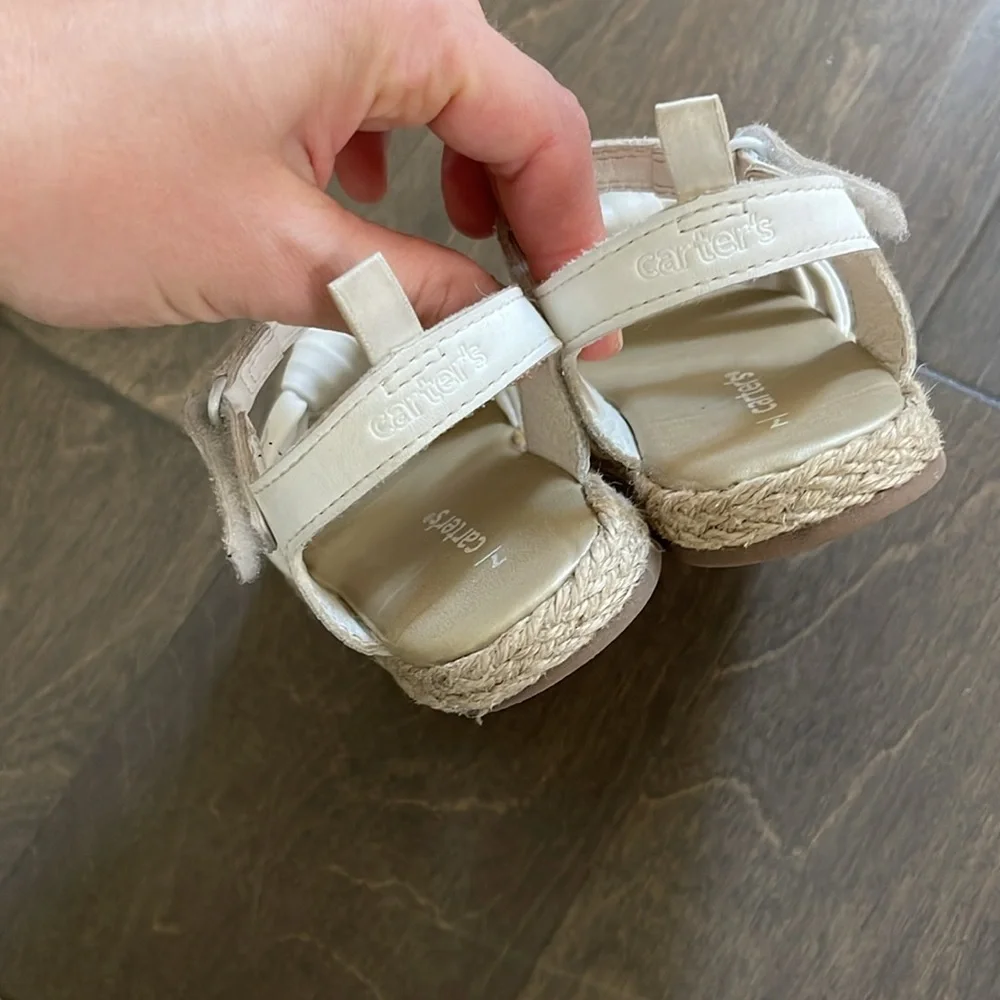 Carter’s 7M toddler white sandals